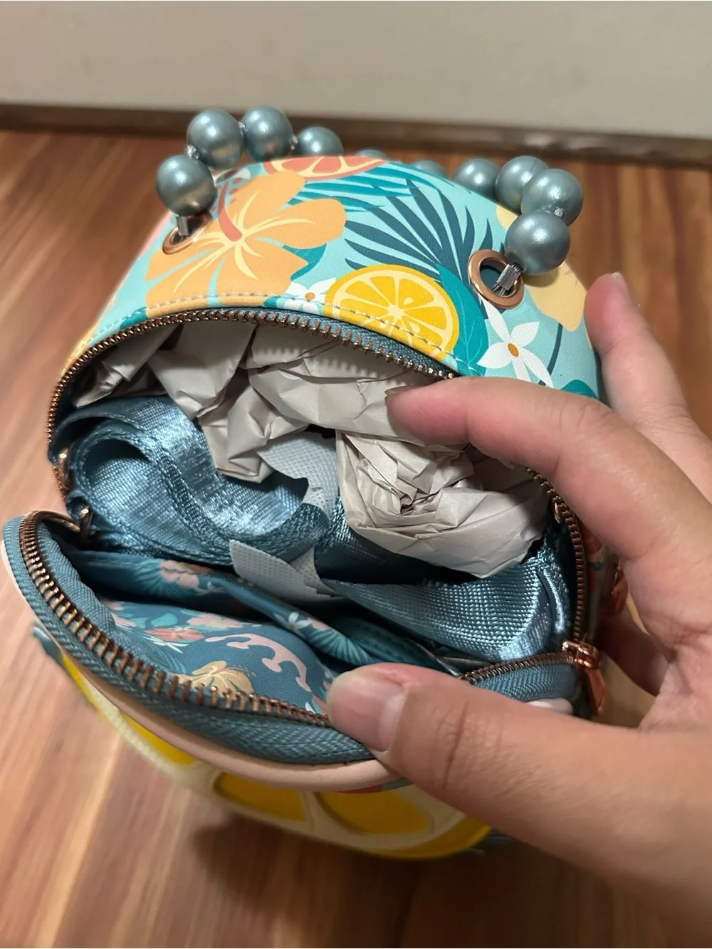 NWT Loungefly Lemon floral embroidered mini convertible backpack - Picture 5 of 5